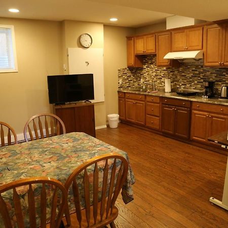Ming'S Homestay Calgary Zewnętrze zdjęcie